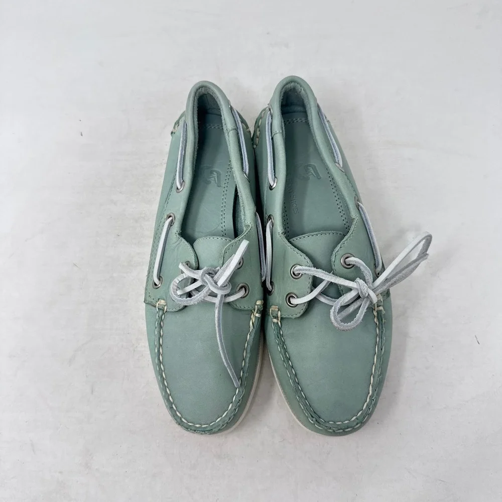 Category 5 Boat Shoes Sage Green 6.5 M Preppy Nautical Coastal Leather Casual
